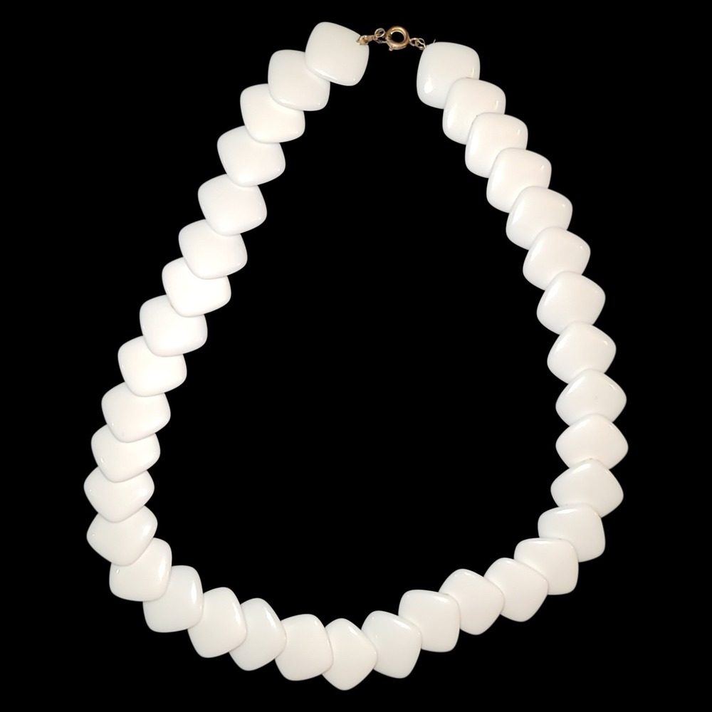Vintage White Acrylic Tile Bead Necklace Mod Chunky Geometric Retro 19"